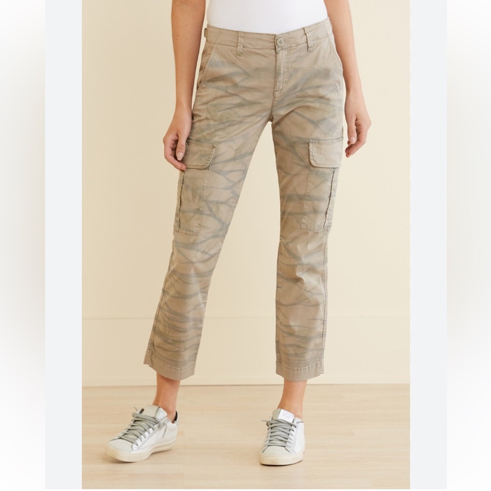 Sanctuary Cropped Camo Cargo Pants